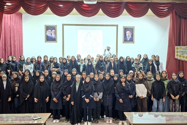 افتتاحیه محفل هفتگی دخترانه مشکات در شهرستان فریدن