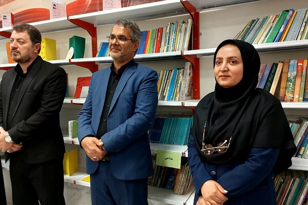 افتتاح کتابخانه دبستان شهید سلیمی جهرمی کهریزک 