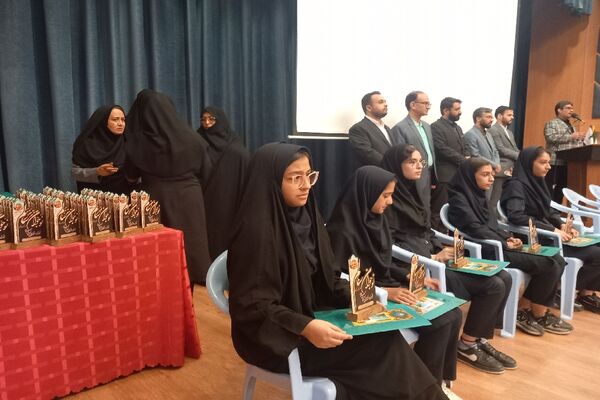 آیین اختتامیه استانی جشنواره نوجوان سالم و یاریگران زندگی در فرهنگسرای مصلی نژاد به میزبانی ناحیه ۶