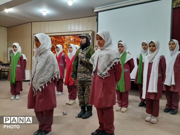 جشنواره سرود منطقه میمه؛ نمایش همدلی و شور دانش‌آموزی در خانه معلم