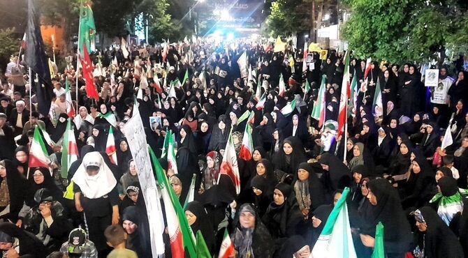  شصت و نهمین قاب حماسه مردمی در سنگر خیابان 