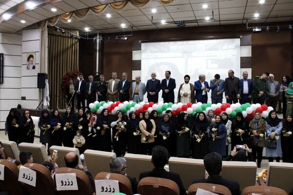 آیین نکوداشت معلمان پیشکسوت در گچساران