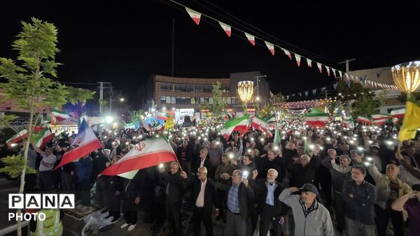 برپایی نماز استغاثه در تجمعات شبانه رجایی شهر کرج