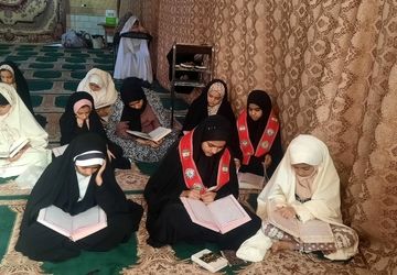 مراسم اعتکاف با حضور دانش‌آموزان پرشور باخرزی