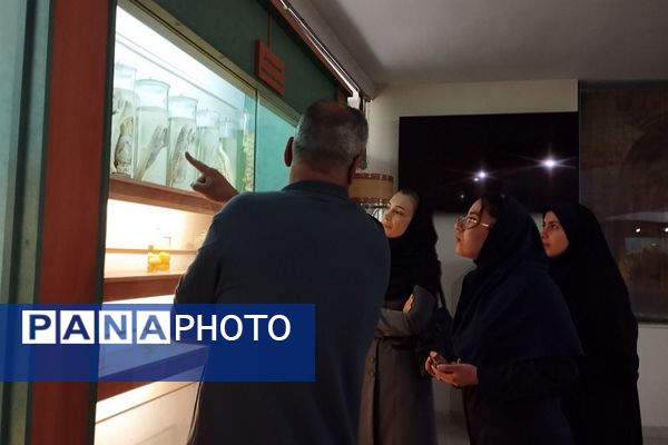 بازدید دانش‌آموزان ناحیه 2 بهارستان از کارخانه سرم‌سازی رازی