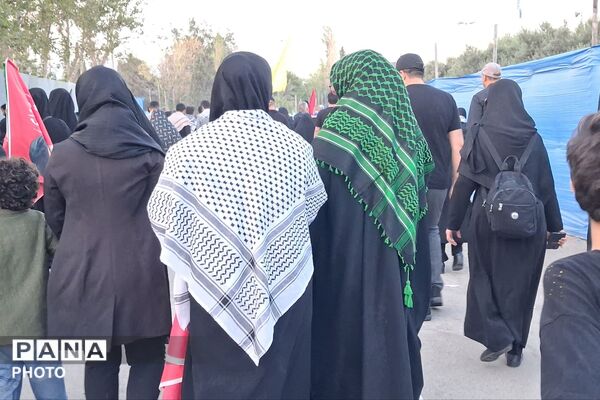 اینجا مصلاست؛ جایی که تاریخ از میان اشک‌ها عبور کرد