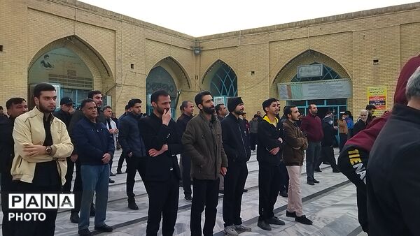 شهر نیشابور مشکی پوش شد ـ ۱ 