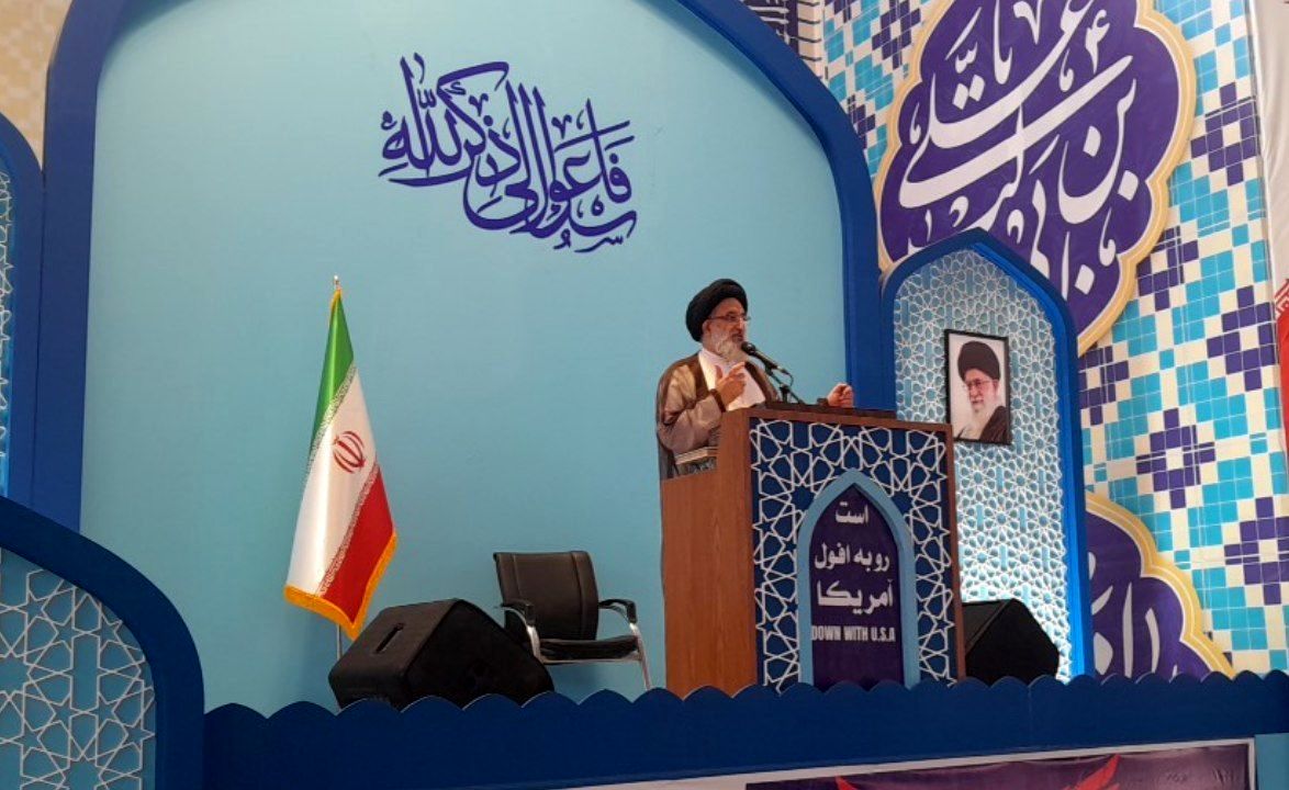 ایران اسلامی مستقل و مقتدر در برابر آمریکا و غرب ایستاده است