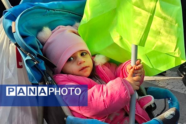 خوشحالی و شادی‌پیمایی در جشن تولد امام مهربان