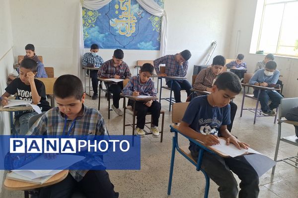 اولین دوره جشنواره رقابت‌های علمی و مهارتی سفیران سلامت ناحیه ۳ شیراز