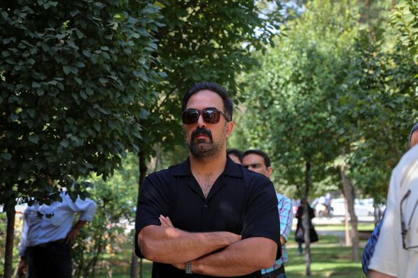  مراسم تشییع پیکر هوشنگ حریرچیان در  خانه هنرمندان اصفهان