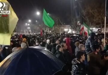قیام مردم علی آباد در زیر باران رحمت الهی