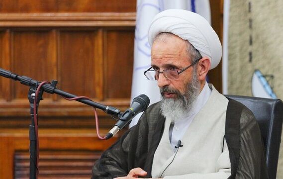 امروز بیش از هر زمان دیگر نیازمند معرفی حقیقت دشمنی استکبار به نسل جوان هستیم