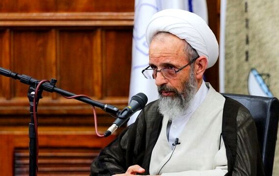 امروز بیش از هر زمان دیگر نیازمند معرفی حقیقت دشمنی استکبار به نسل جوان هستیم