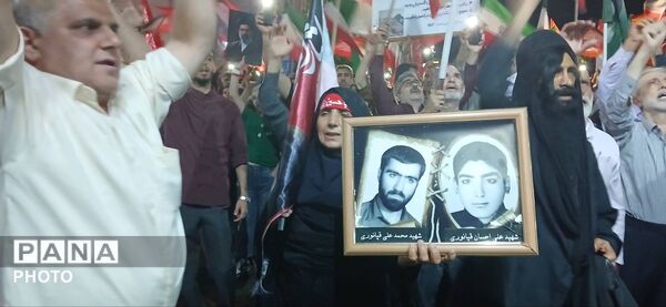 حضور مردم کرج در صد و هشتاد و یکمین خروش حماسی