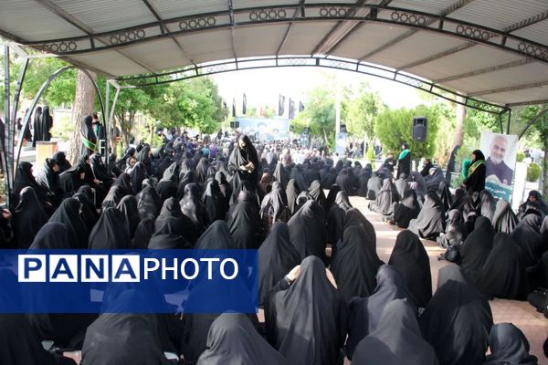 مراسم سوگواری شهدای خدمت در گلزار شهدای شهرستان گلپایگان