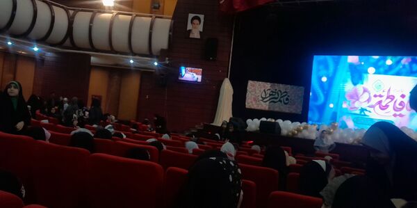 همایش مادر و دختری در ناحیه ۲ 