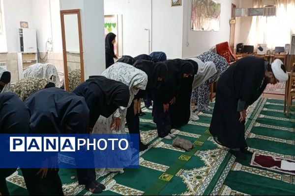 زنگ نماز در روز اول ماه مهر ۱۴۰۴در دبیرستان شهید مجید دهنوی نیشابور 