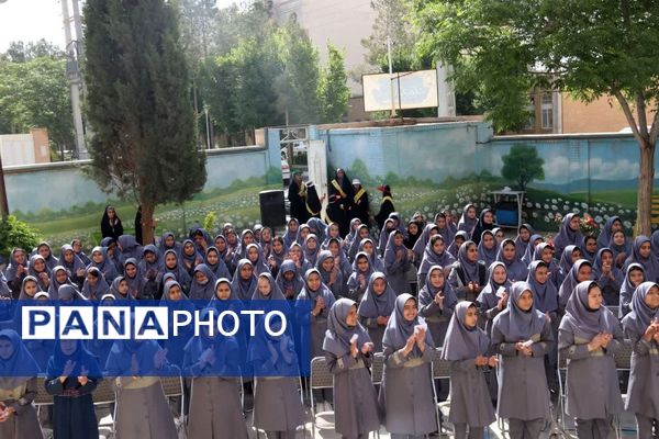 زنگ سپاس معلم در یزد 