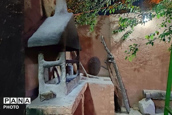 زیبایی‌های بومی و محلی در اقامتگاه های بوم گردی  شهربار