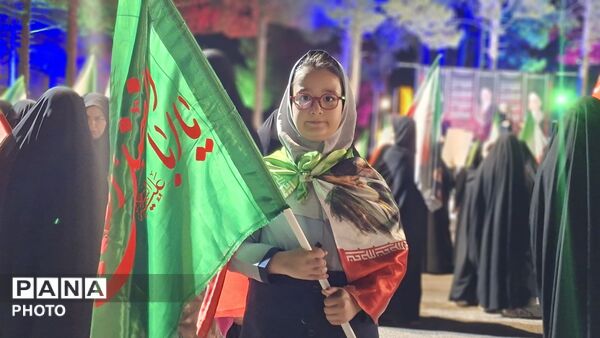 اجتماعات شبانه رشتخوار در سوگ رهبر شهید