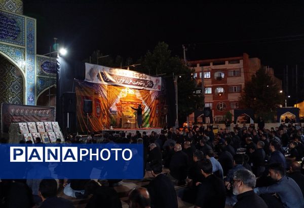 عزاداری  شب تاسوعای حسینی در مسجد شهدای گمنام 