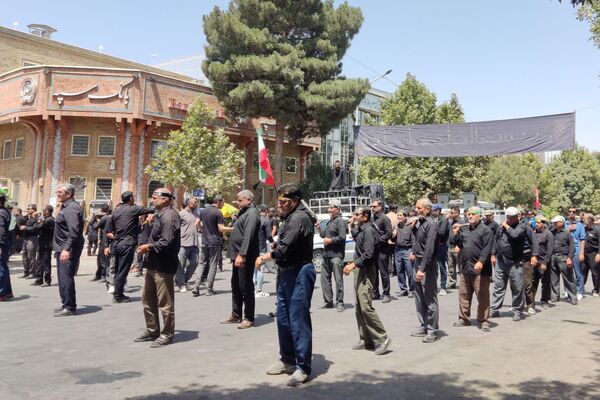 برپایی پرشور مراسم عزاداری سیدالشهدا در خیابان‌های نیشابور 