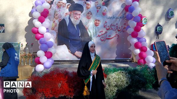 جشن فرشتگان زمینی و شکوفه‌های امید