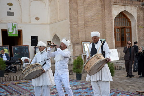 طنین بهار در دیار مهر 