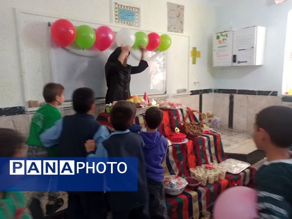 آیین استقبال از شب یلدا در مدرسه ۱۷ شهریور یاسوج