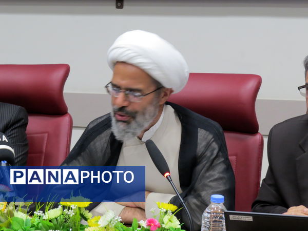 برگزاری دومین جلسه شورای آموزش و پرورش استان در محل استانداری 