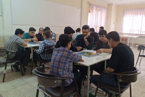مسابقات بازی‌های فکری رویش مرحله استانی در شیراز