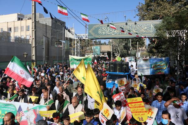 فریاد استکبار ستیزی از ورامین طنین انداز شد