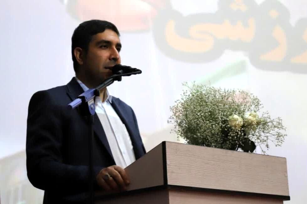 هدف از اهدای جوایز منتخبین مسابقات فرهنگی، هنری و ورزشی تشویق دانش‌آموزان به حضور در این مسابقات است