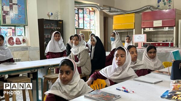 کارگاه «دانشمند کوچک» در حاجی‌آباد