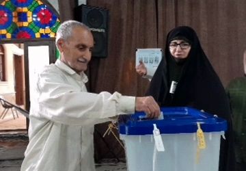 دعوت آزاده فومنی از مردم جهت مشارکت در انتخابات