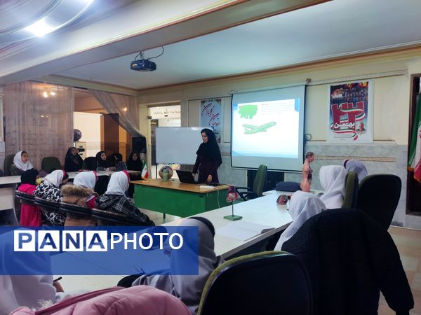 کارگاه آشنایی دانش‌آموزان با سلول‌های بنیادی و کاربردی