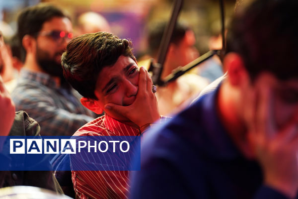 گردهمایی بزرگ ارکان هیات‌های دانش‌آموزی مدارس شهر تهران در حسینیه عشاق 