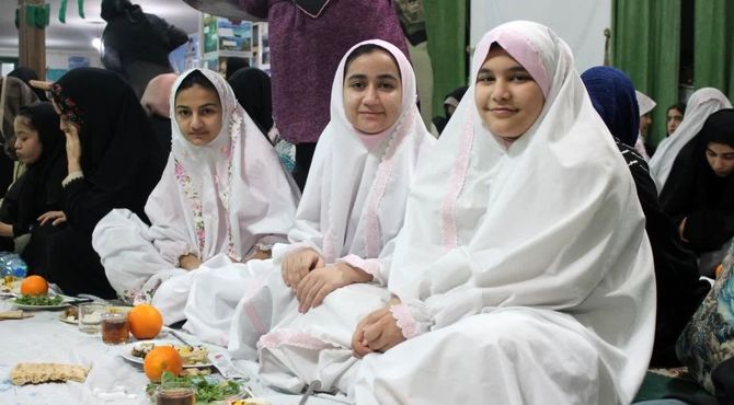 پایان سه روز خلوت عاشقانه در مسجد پنج‌تن آل‌عبا