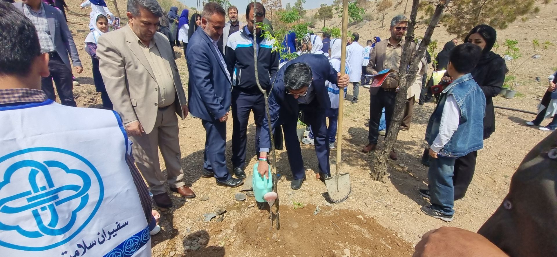 کاشت نهال امید در پاکدشت