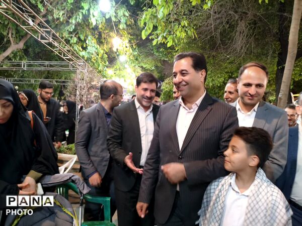 حضور مسئولان اداره‌کل آموزش و پرورش استان اصفهان در موکب اداره‌کل آموزش‌وپرورش استان اصفهان