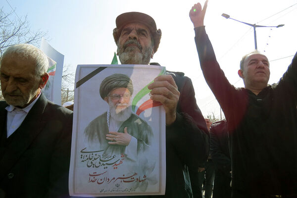 نماز جمعه و راهپیمایی در هفتمین روز جنگ تحمیلی در بجنورد