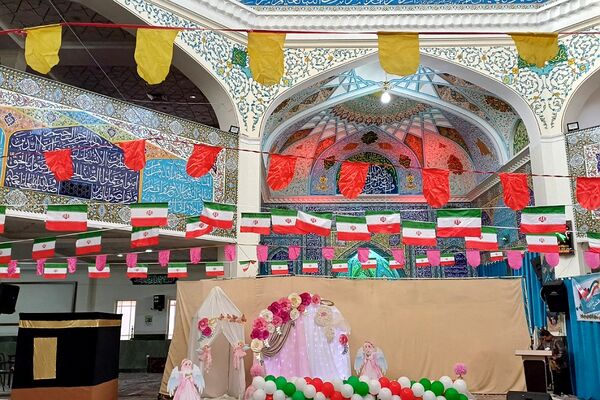 برگزاری جشن تکلیف مختص ۱۰۰۰ دانش‌آموز دختر در مسجد سلمان فارسی