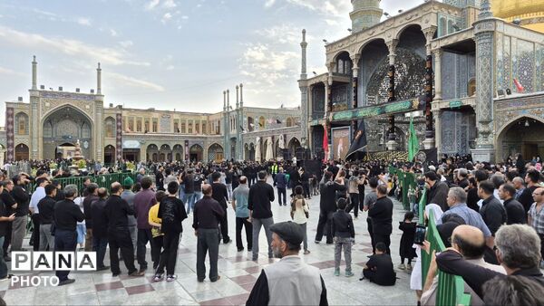 حرم خواهر امام مهربانی غرق در اندوه برادرشد