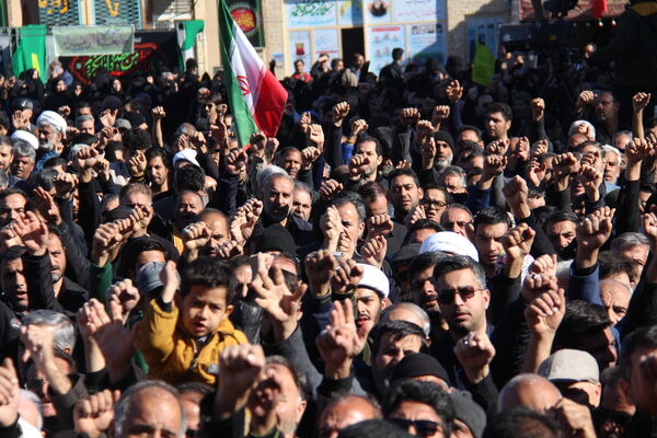 مراسم وداع با ۷ پیکر شهید گمنام هشت سال دفاع مقدس