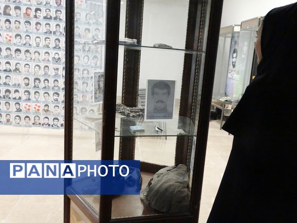 بازدید دانش‌آموزان از موزه دفاع مقدس شهرکرد