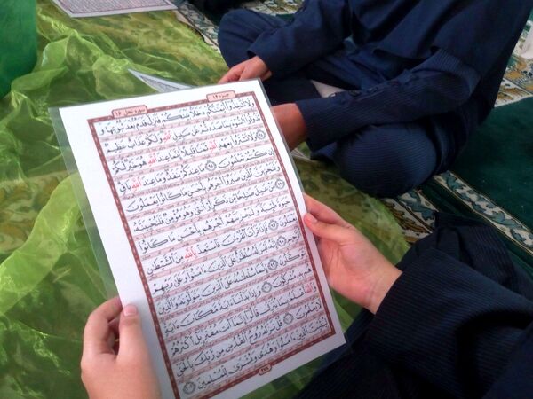 محفل انس با قرآن در دبیرستان فاطمیه 
