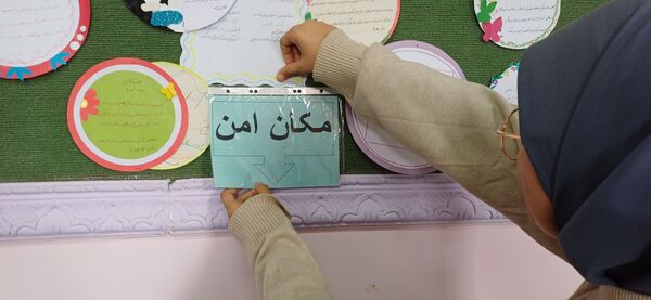 بیست و هفتمین مانور سراسری زلزله در دبیرستان نمونه وکیلی ۱۰