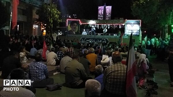 حضور پرشور مردم در اجتماعات «۱۸۲ شب» حسینیه امام خمینی(ره)