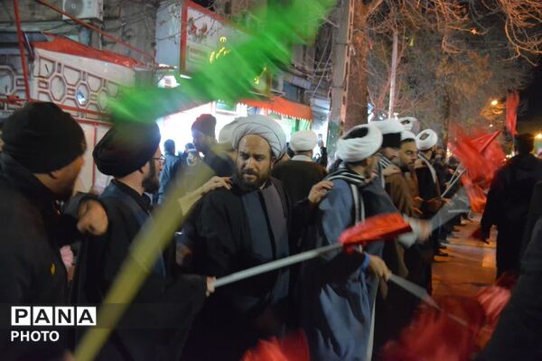 تجمع عظیم مردم عزادار شهرستان مراغه در میدان طلوع فجر 